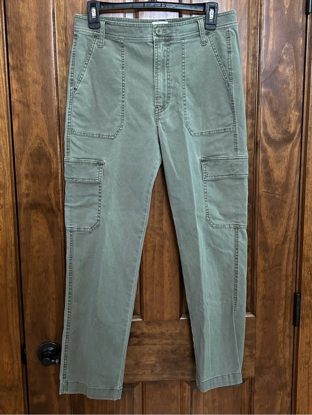 J Crew Women’s Cargo Pants Olive Size 27 Inseam 25.5   (E-45)